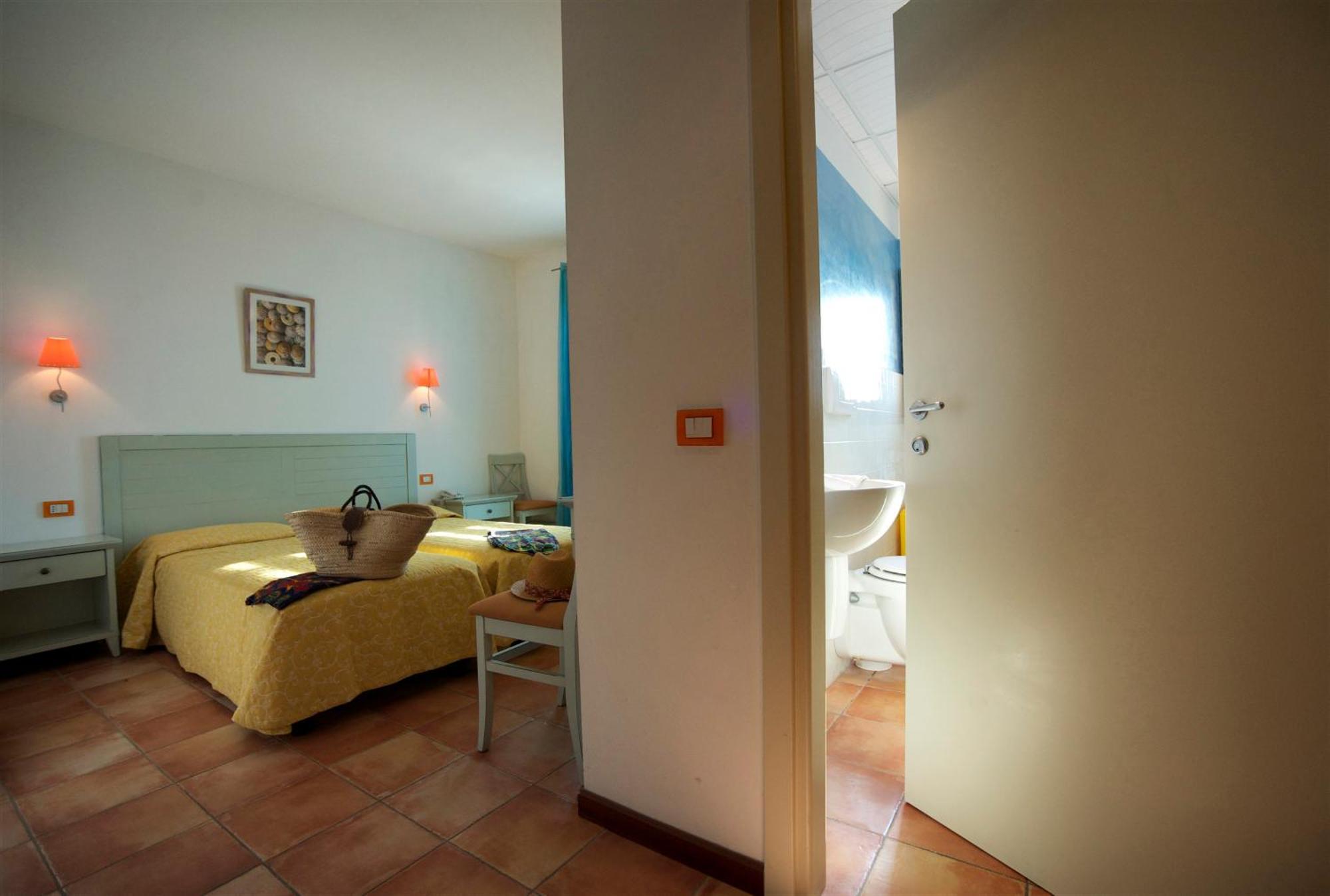 Hotel Villa Tramonto Direttamente Sul Mare 산빈첸초 외부 사진