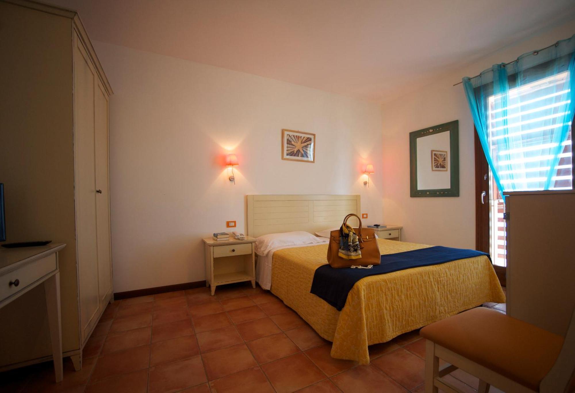 Hotel Villa Tramonto Direttamente Sul Mare 산빈첸초 외부 사진