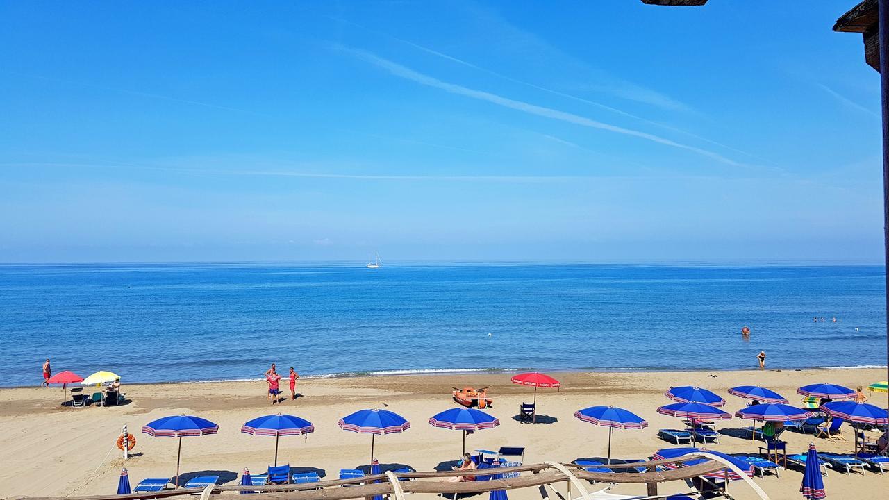 Hotel Villa Tramonto Direttamente Sul Mare 산빈첸초 외부 사진
